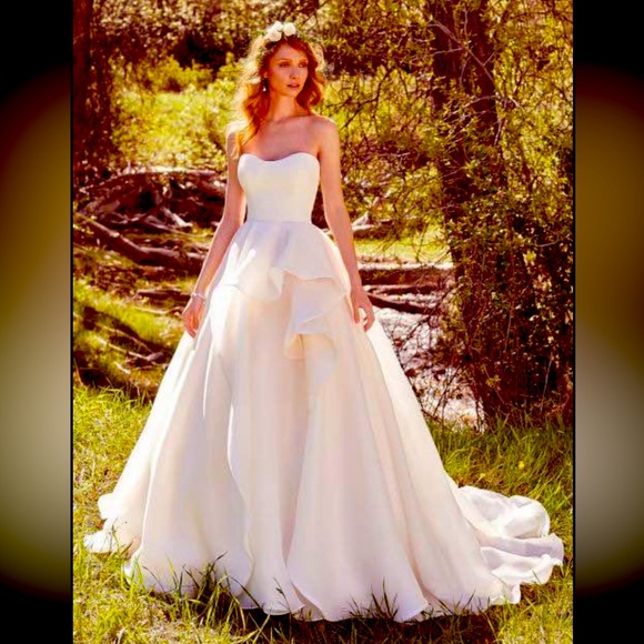 Maggie Sottero Wedding Dress - Picture 1 of 4